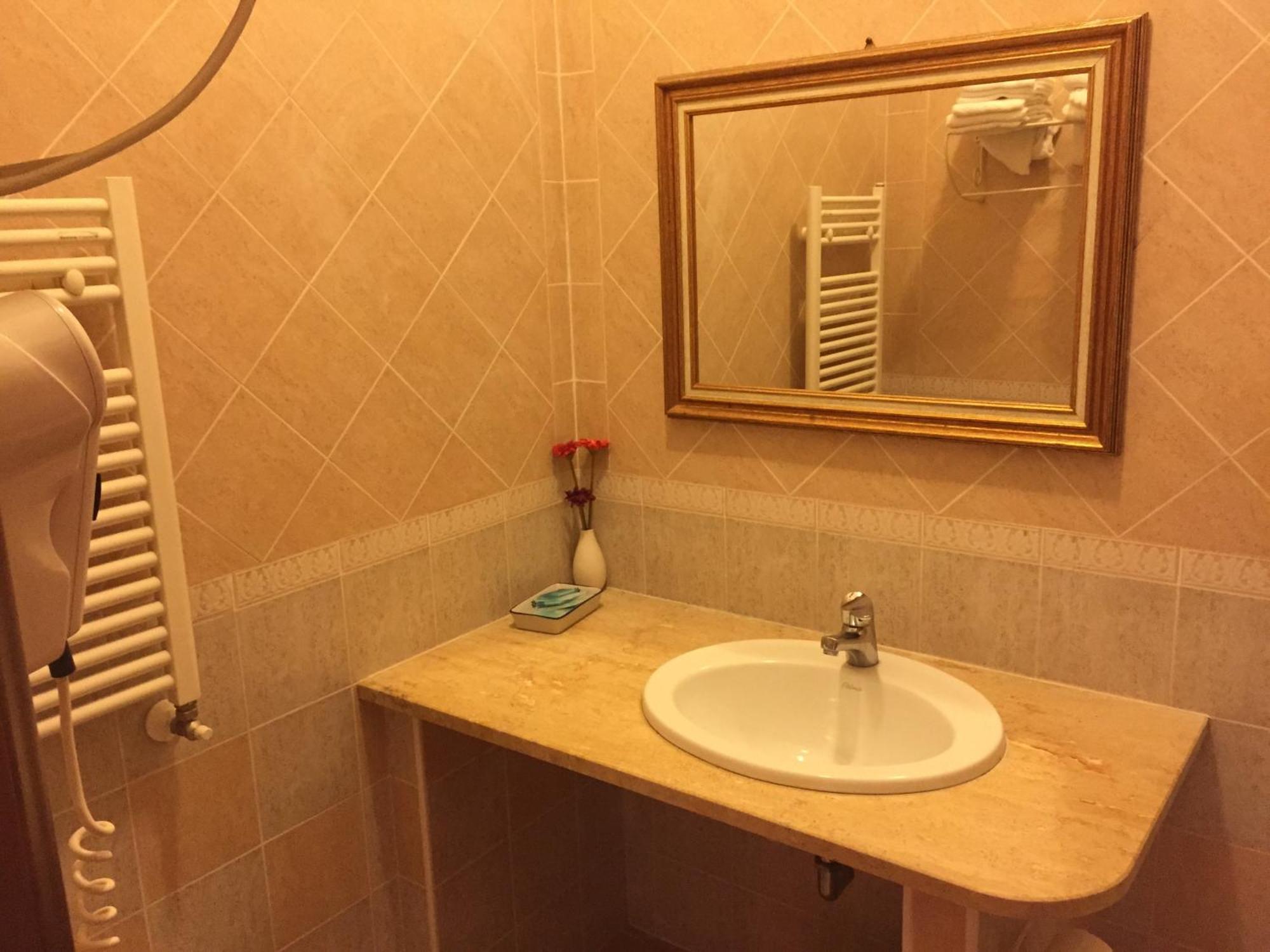 Hotel Magda Novafeltria Kamer foto