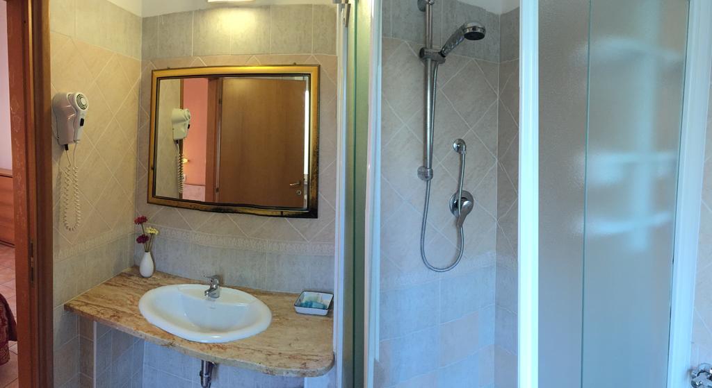 Hotel Magda Novafeltria Kamer foto